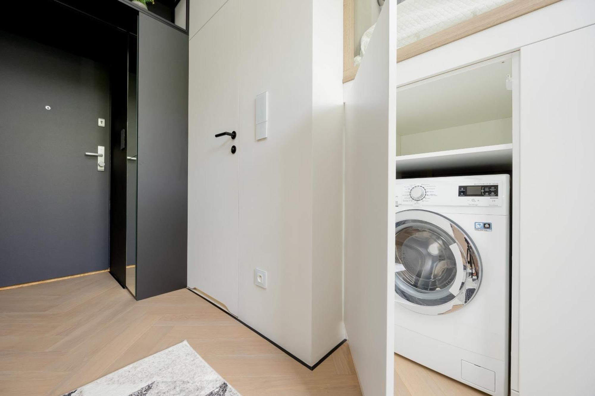 Przytulne Studio W Zielonej Okolicy Srodmiescia By Noclegi Renters Warschau Exterior foto